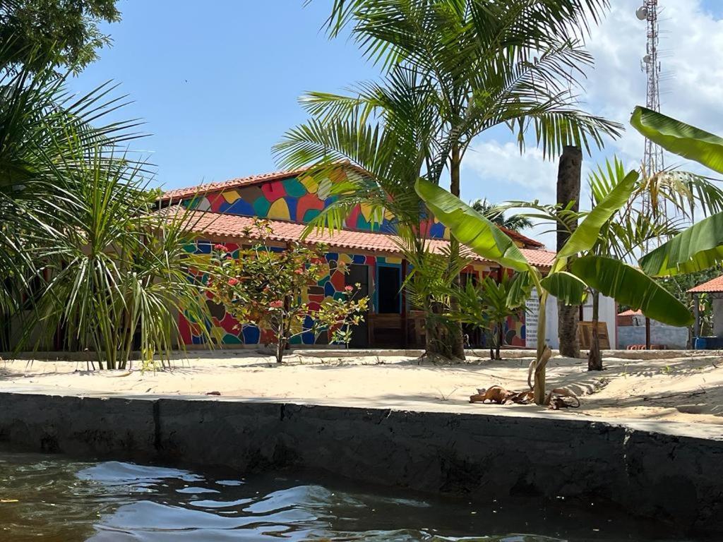 Pousada Paraiso Cultural 巴雷里尼亚斯 外观 照片